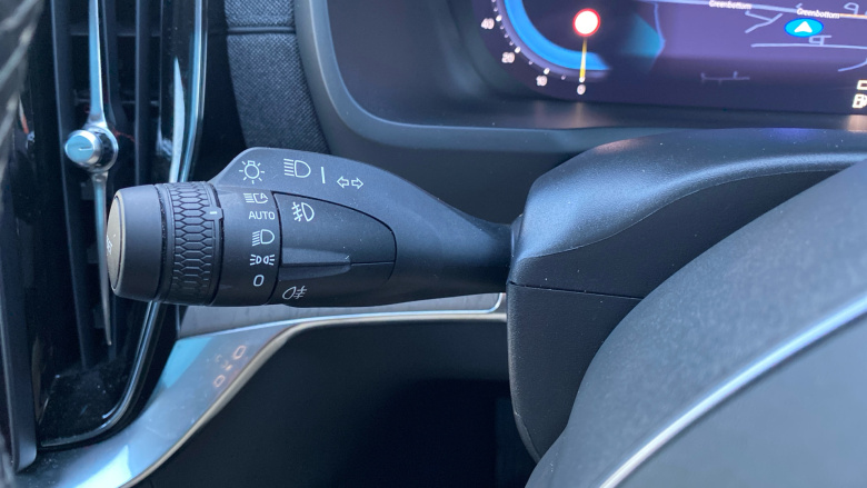 Volvo XC90 2.0 T8 PHEV Ultra Dark 5dr AWD Geartronic Estate